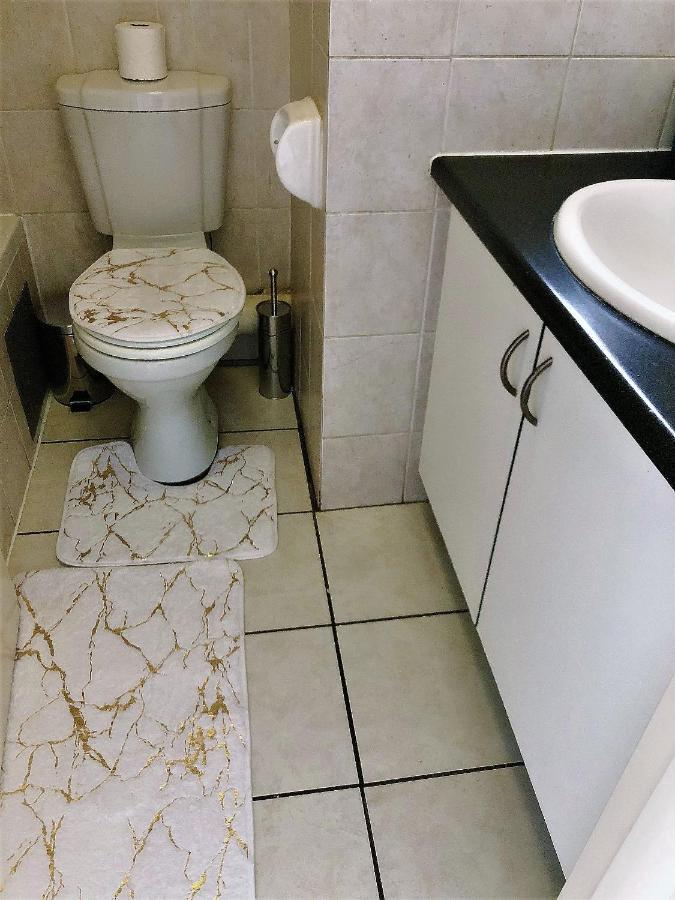 @Menlyn Place, Menlyn Maine, Pretoria - Accommodation Kültér fotó